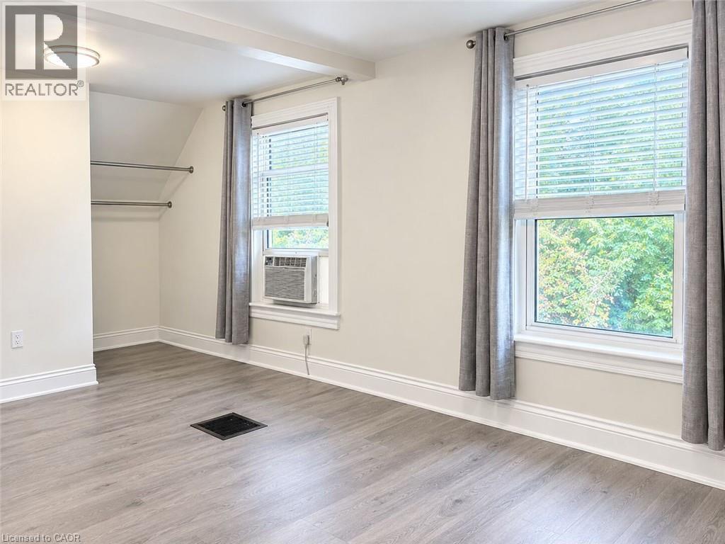 163 Eastbourne Avenue, Hamilton, ON