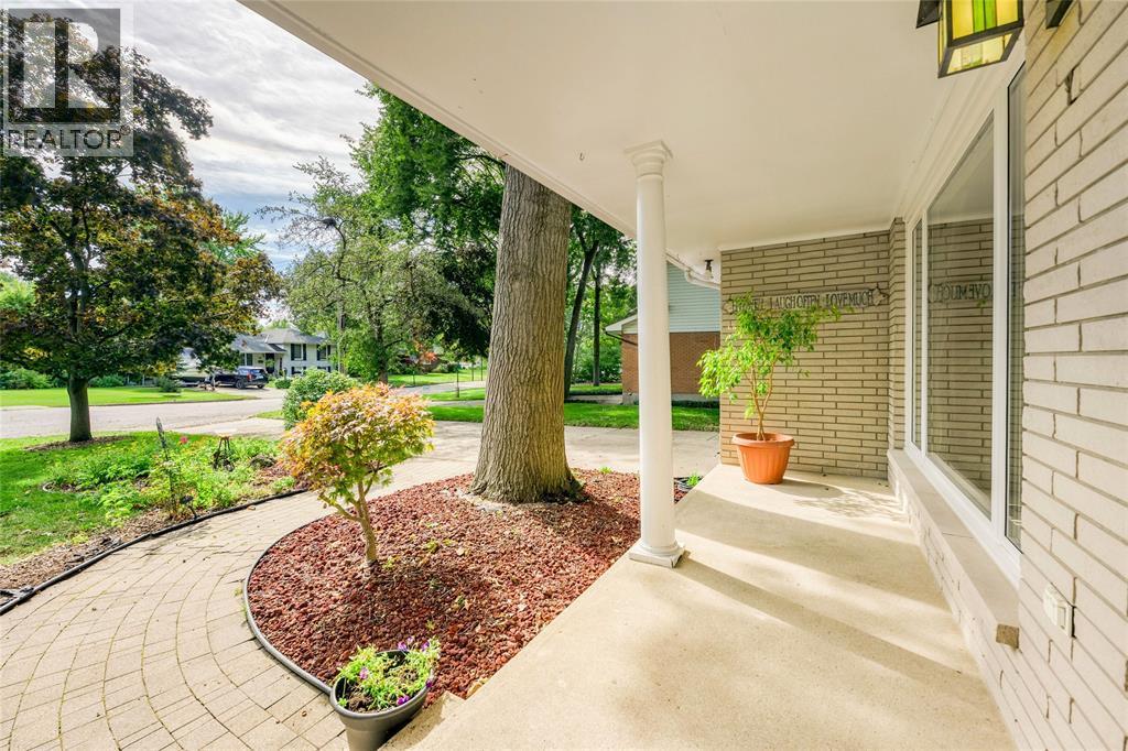 1354 Severin Drive North, Sarnia, ON