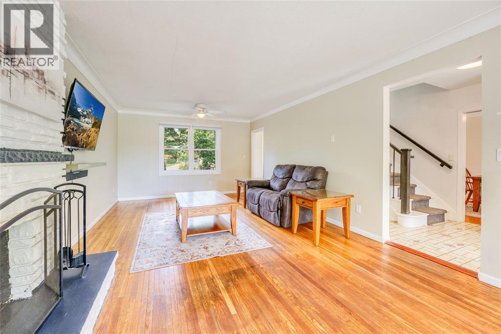 1354 Severin Drive North, Sarnia, ON