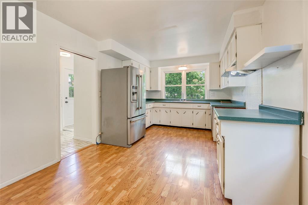 1354 Severin Drive North, Sarnia, ON