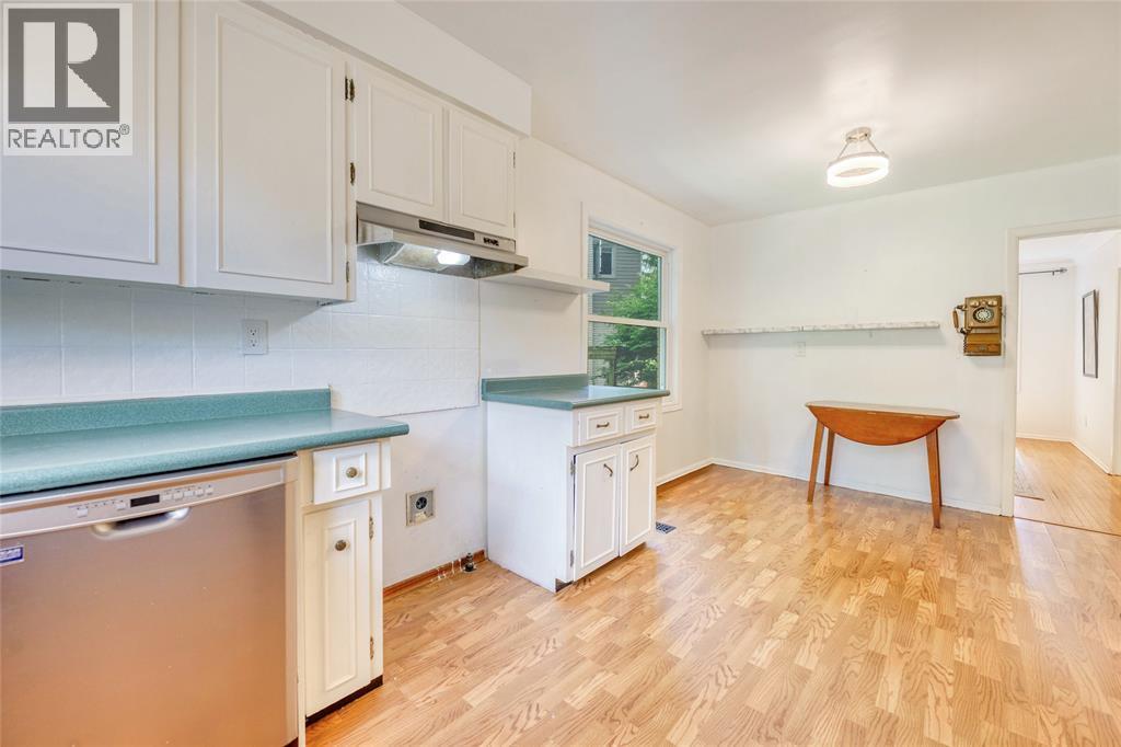 1354 Severin Drive North, Sarnia, ON