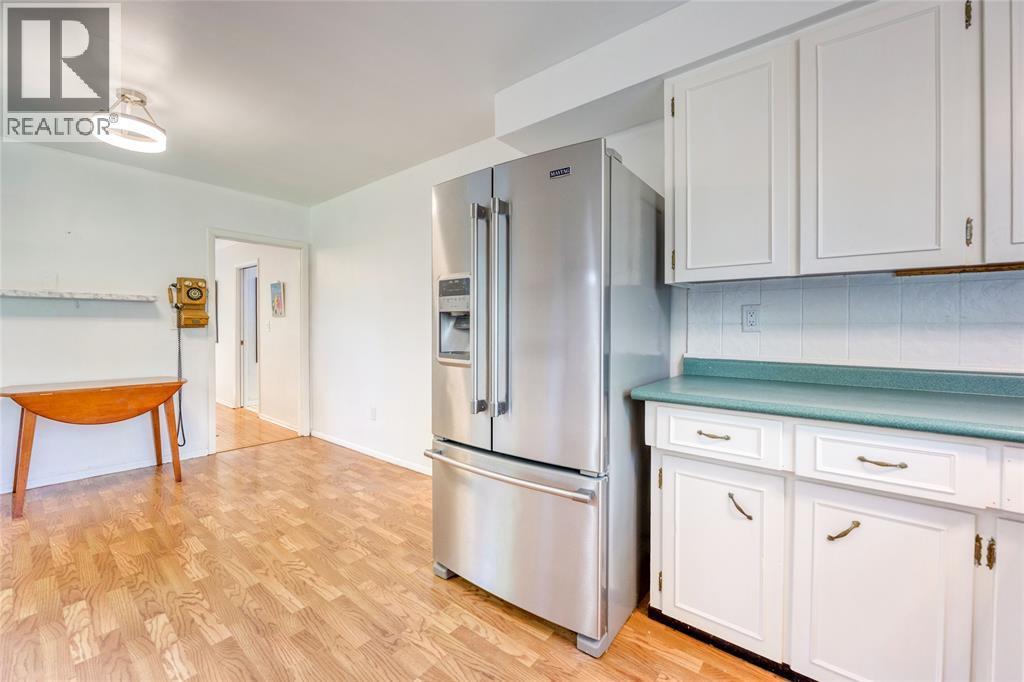 1354 Severin Drive North, Sarnia, ON