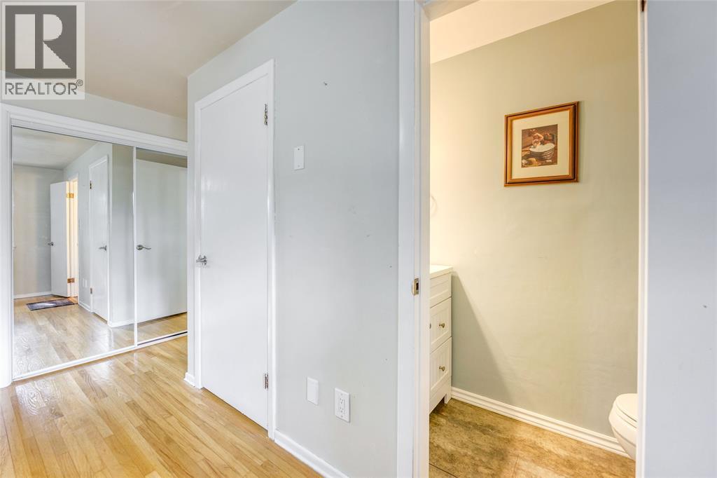 1354 Severin Drive North, Sarnia, ON