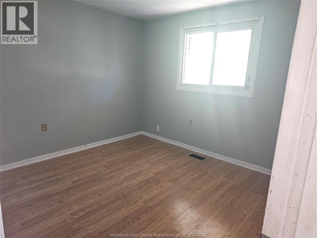 931 Campbell Ave, Windsor, ON
