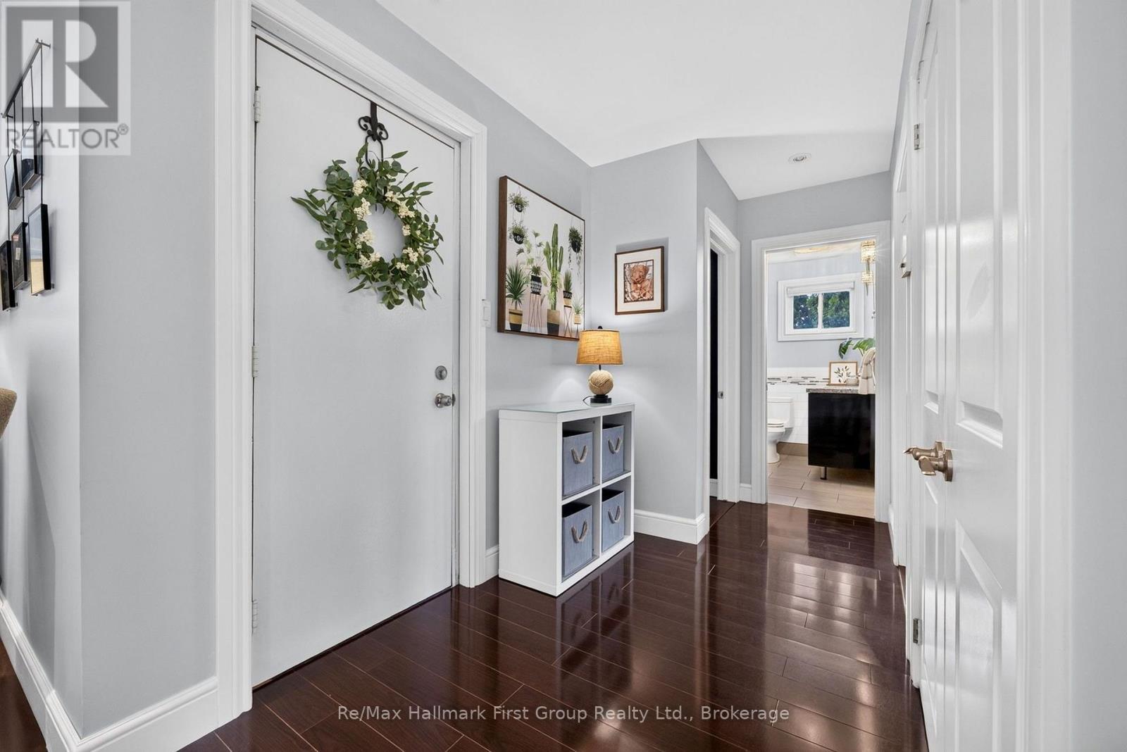 10 Lincoln Street, Ajax (Central West), ON