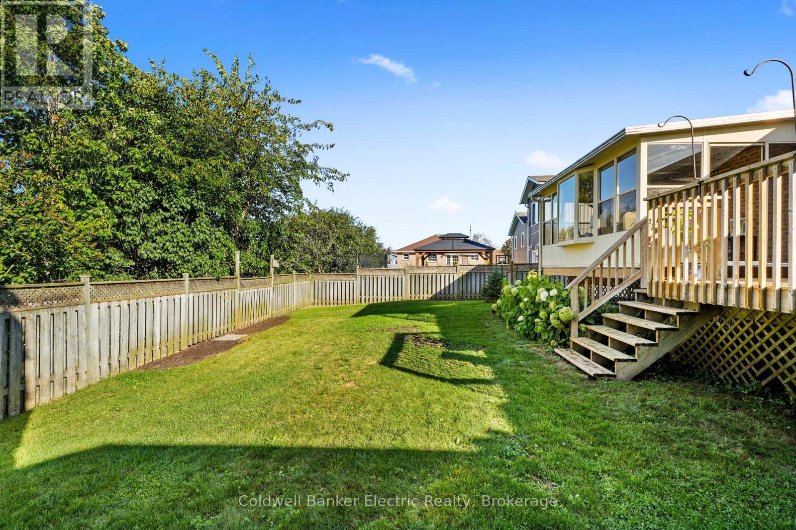 1988 Mapleridge Drive, Peterborough (Monaghan Ward 2), ON