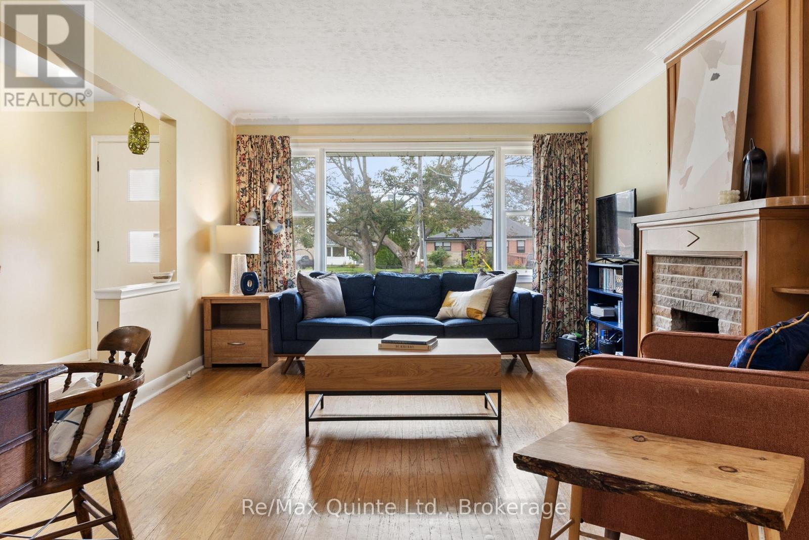 99 Bertram Boulevard, Belleville (Belleville Ward), ON