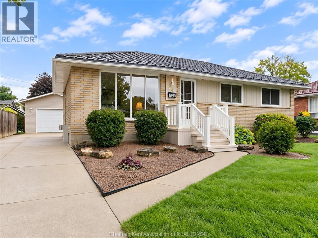 84 Holland Avenue, Chatham, ON
