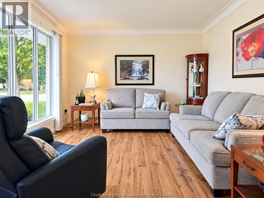 84 Holland Avenue, Chatham, ON