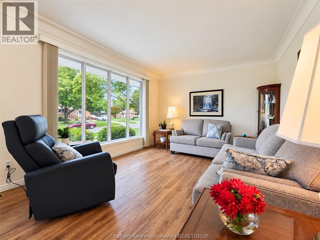 84 Holland Avenue, Chatham, ON