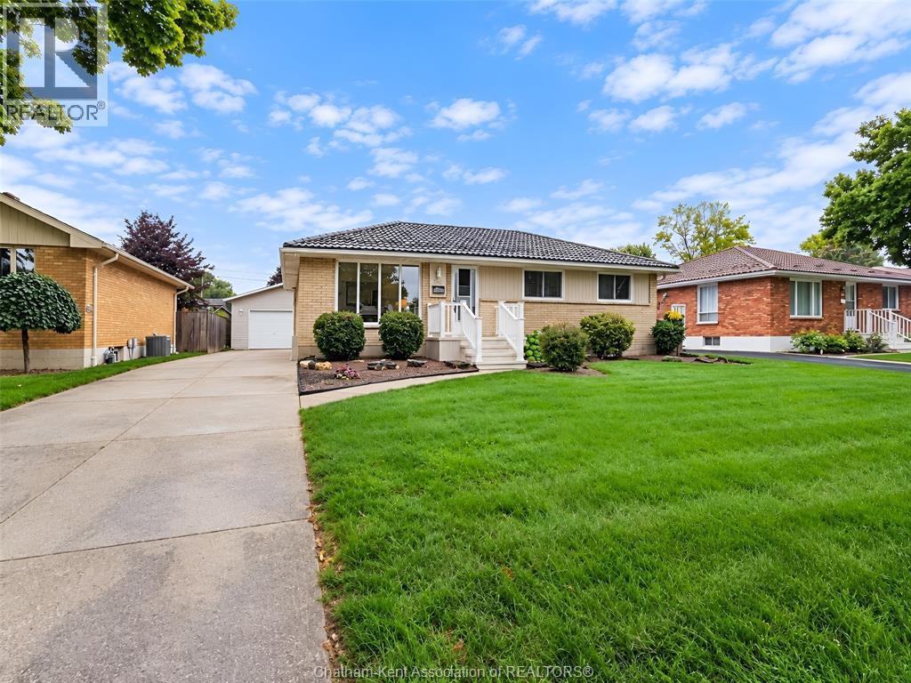 84 Holland Avenue, Chatham, ON