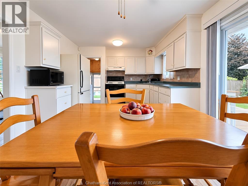 84 Holland Avenue, Chatham, ON