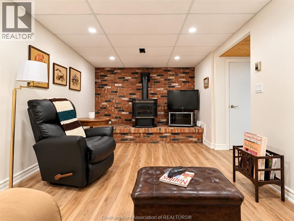 84 Holland Avenue, Chatham, ON
