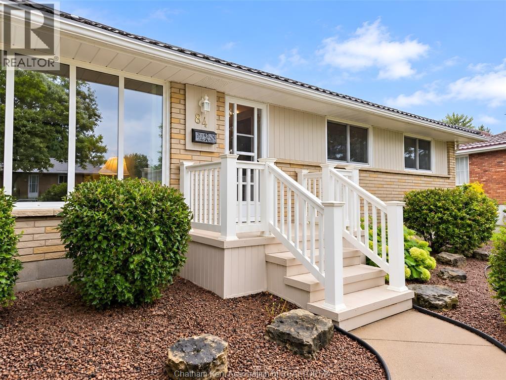84 Holland Avenue, Chatham, ON