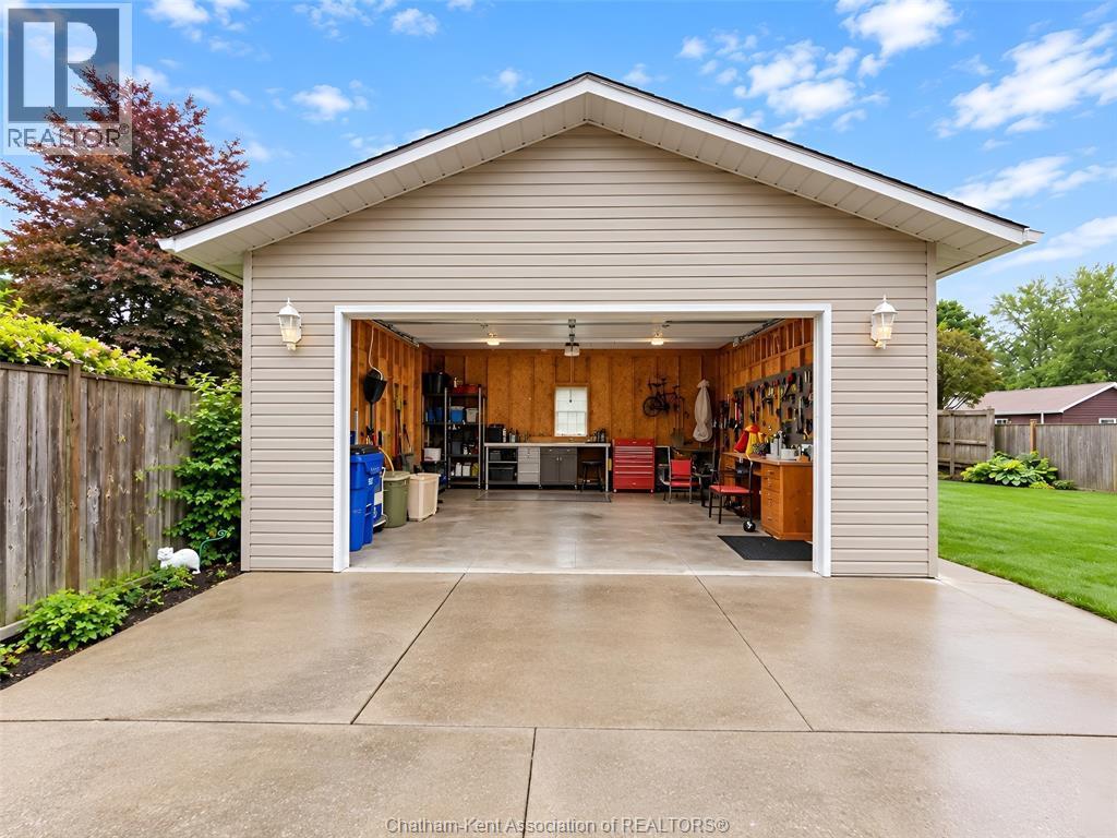 84 Holland Avenue, Chatham, ON