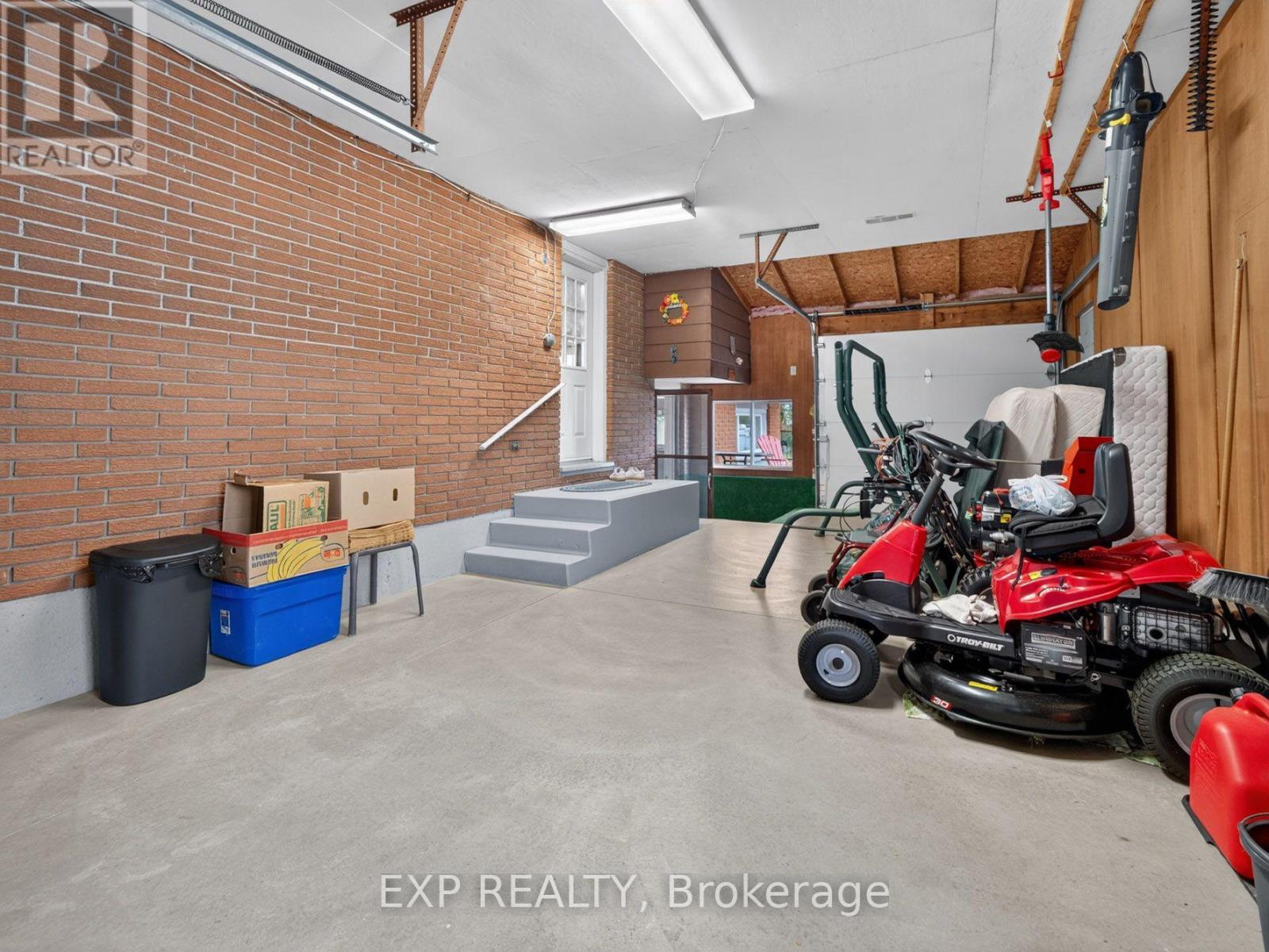 4543 Montrose Road, Niagara Falls (Ascot), ON