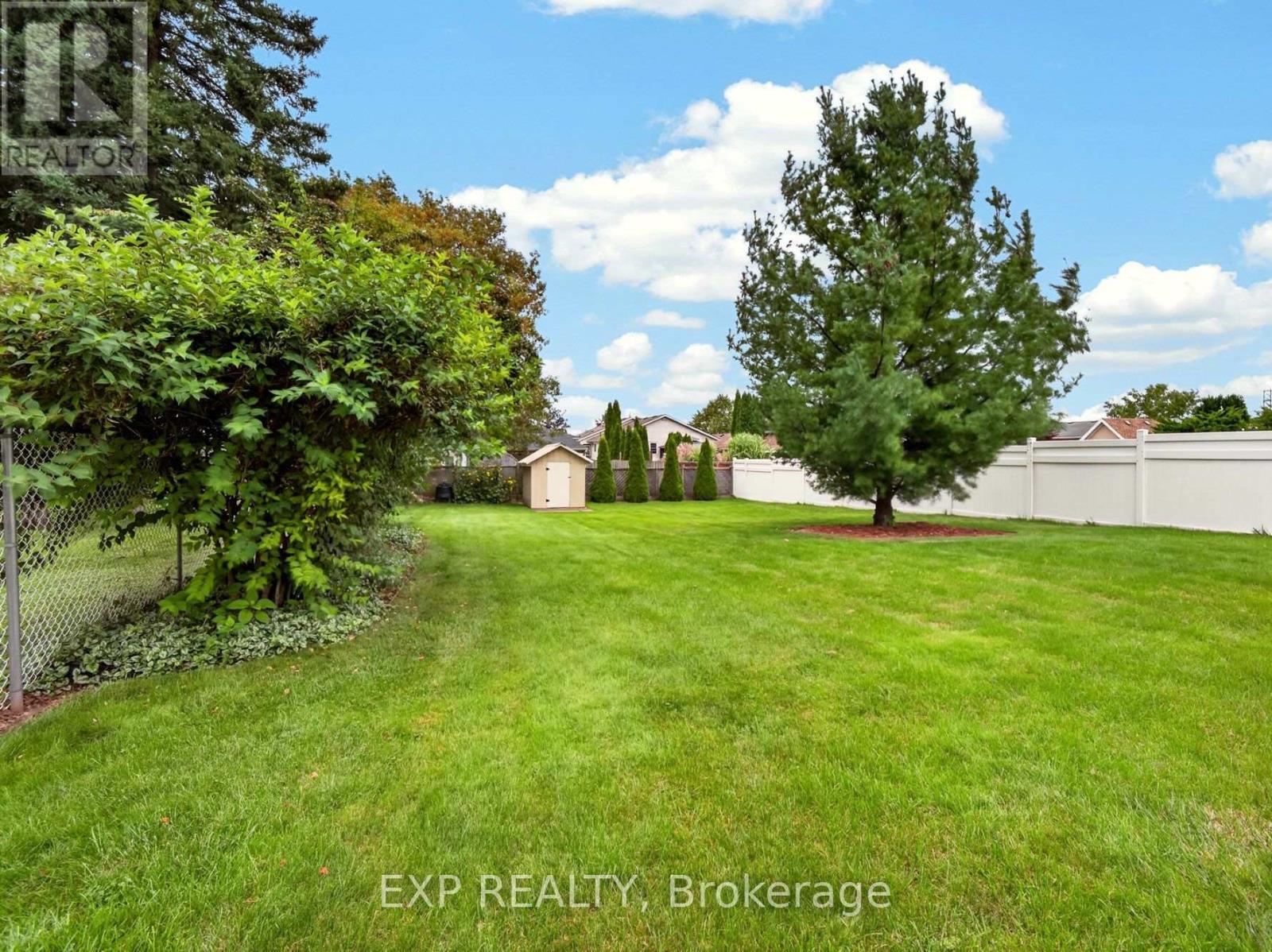 4543 Montrose Road, Niagara Falls (Ascot), ON