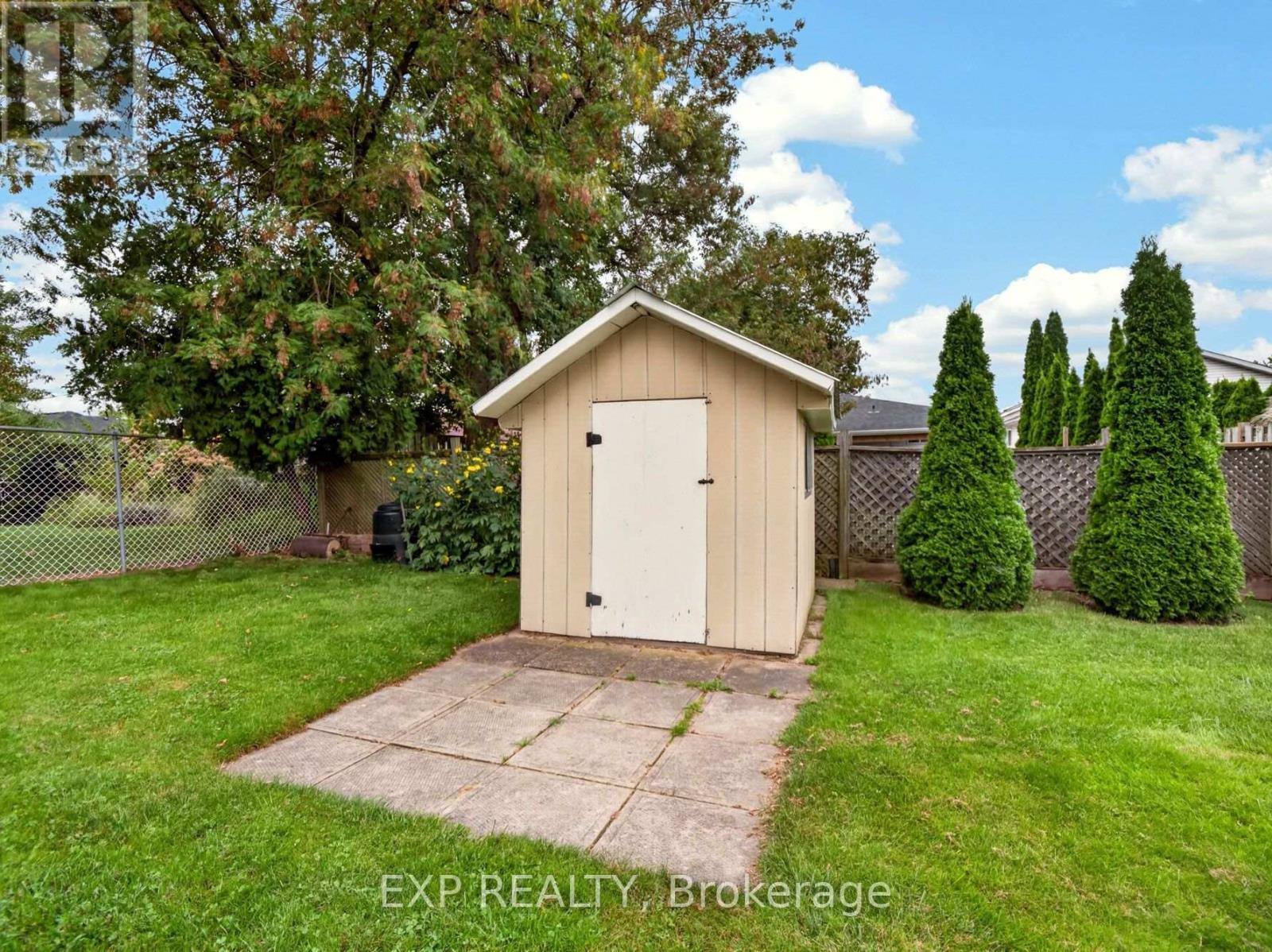 4543 Montrose Road, Niagara Falls (Ascot), ON