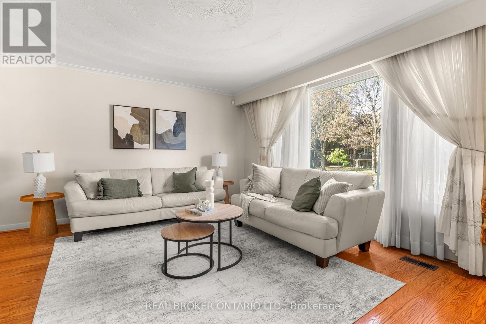 55 Rayoak Drive, Toronto, ON