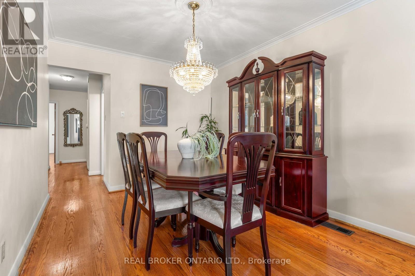55 Rayoak Drive, Toronto, ON