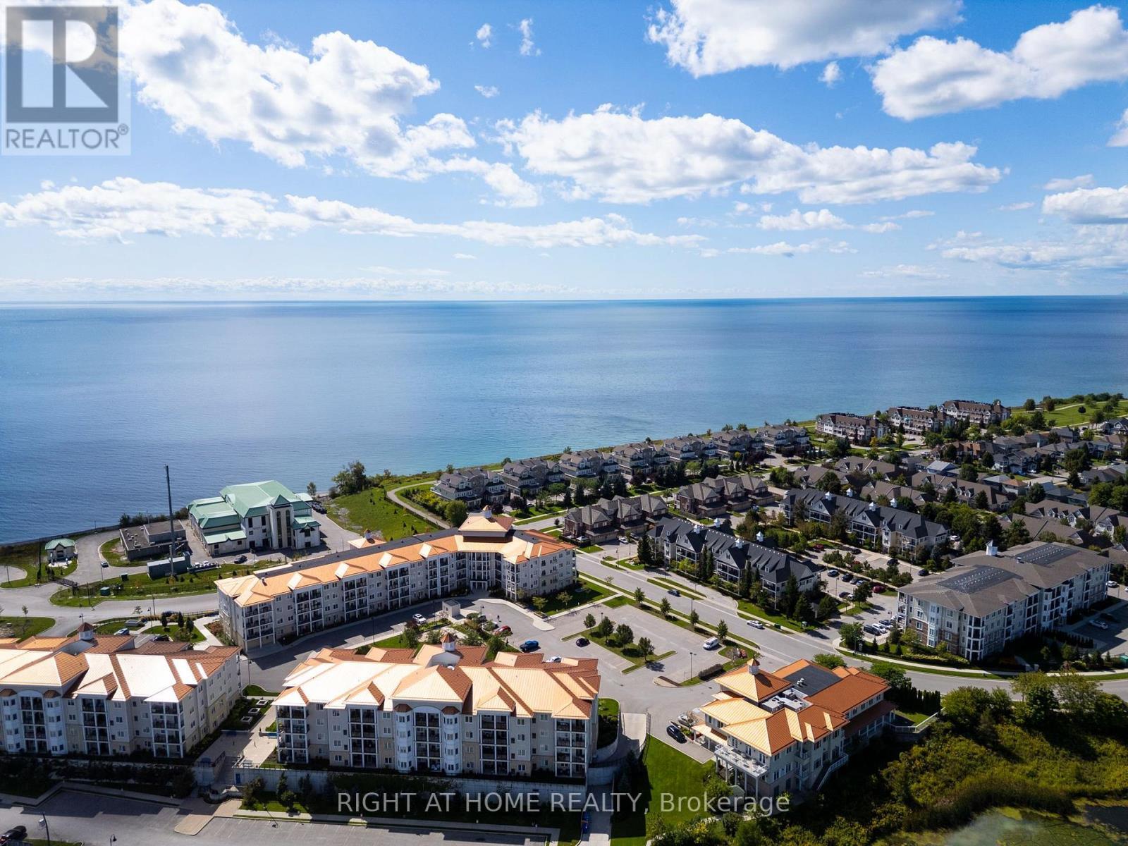 308 - 75 Shipway Avenue, Clarington, ON