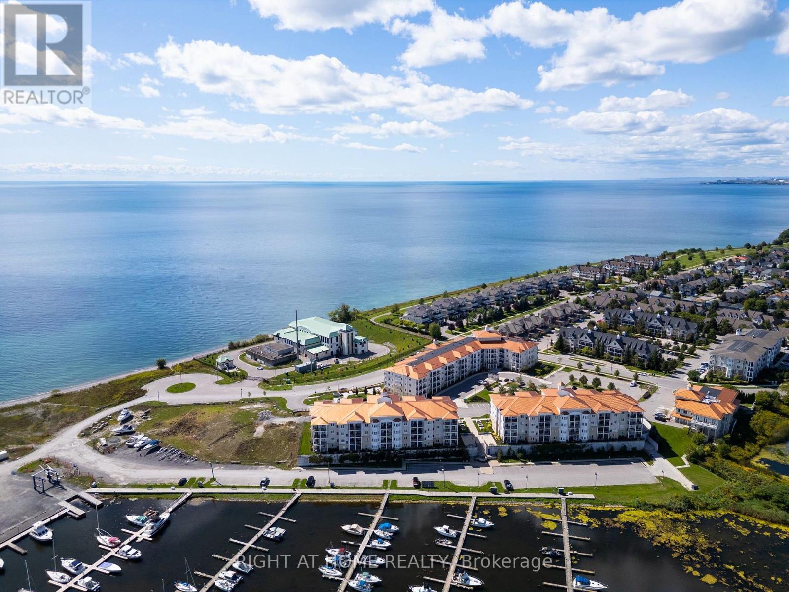 308 - 75 Shipway Avenue, Clarington, ON