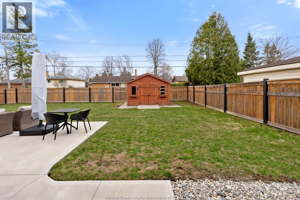 735 Lounsborough, Windsor, ON
