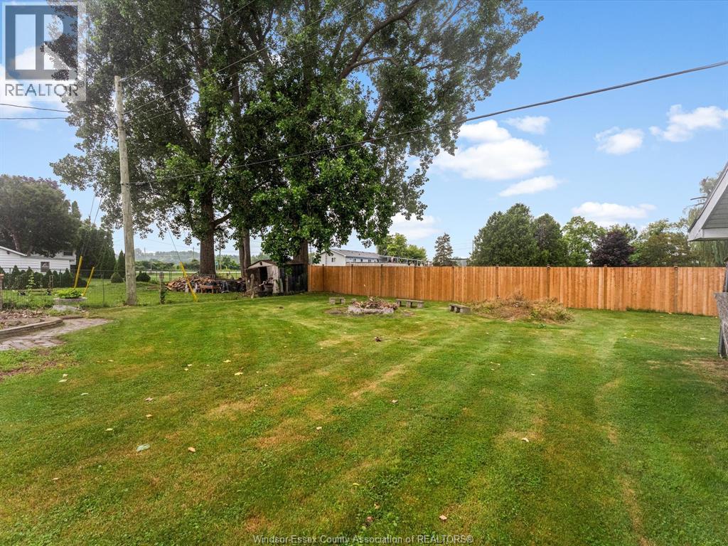 4 Standaert Road, Chatham-Kent, ON