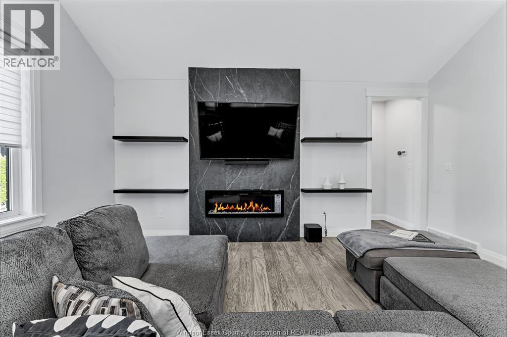 394 Matese Street, Lakeshore, ON