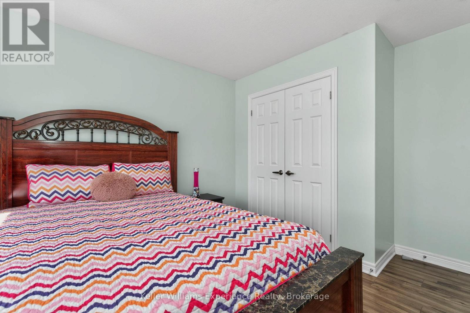 992 Cook Drive, Midland, ON