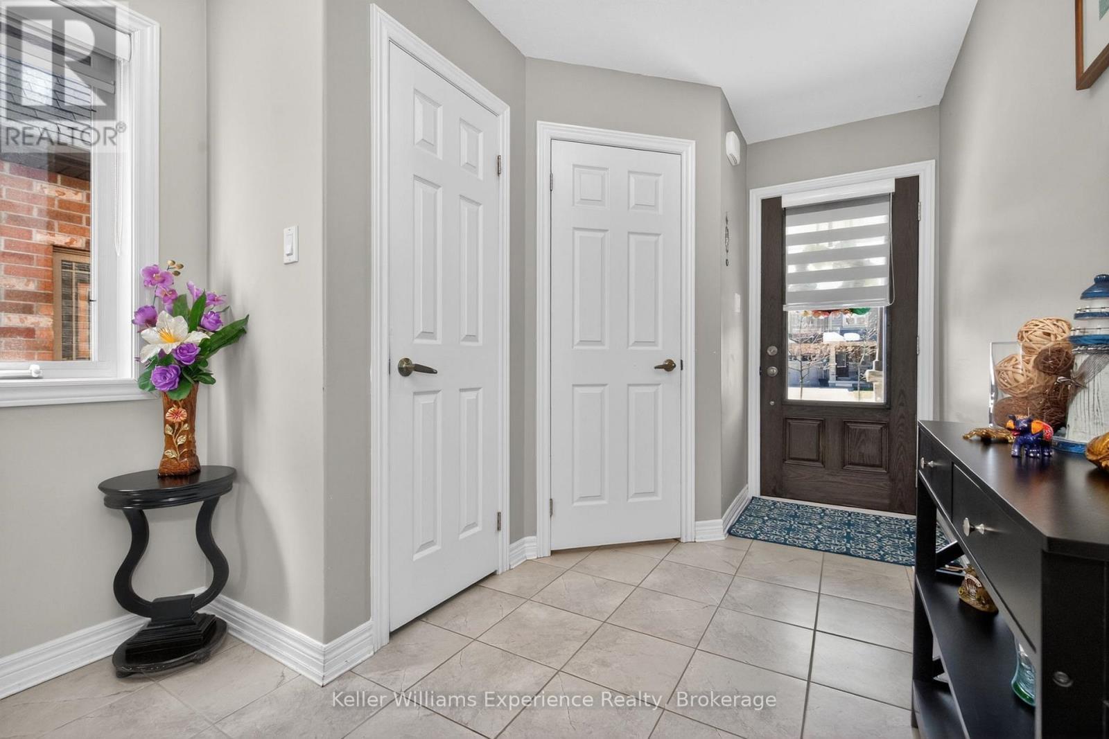 992 Cook Drive, Midland, ON