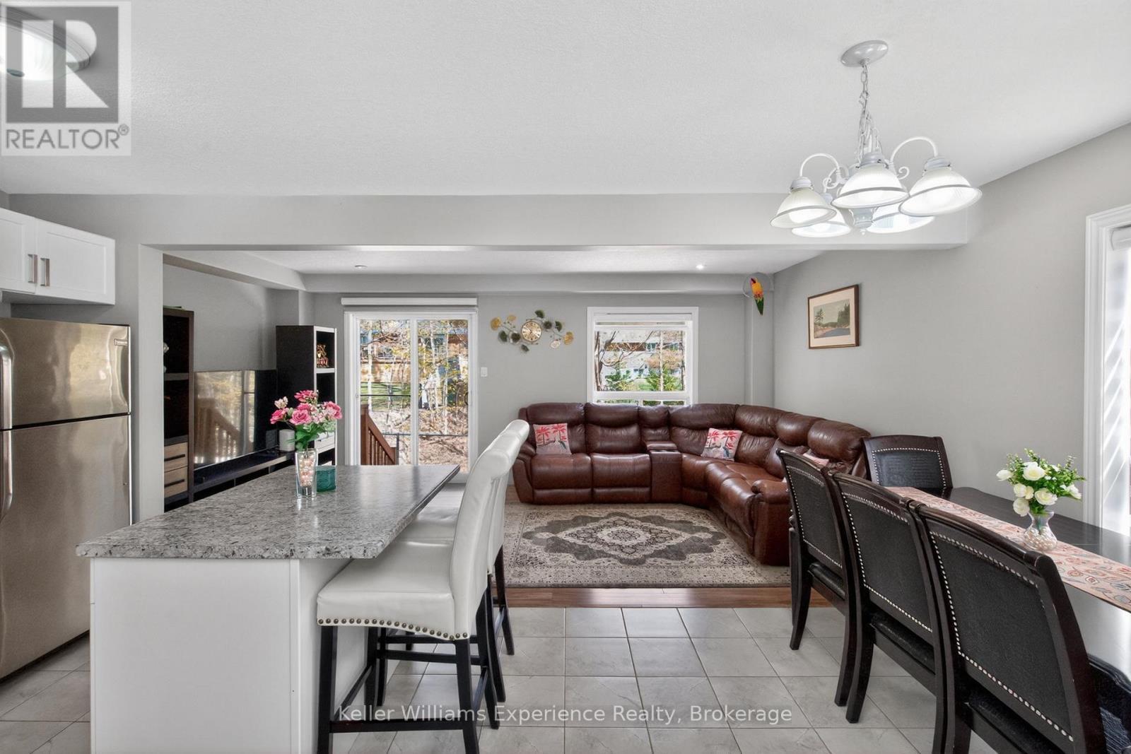 992 Cook Drive, Midland, ON