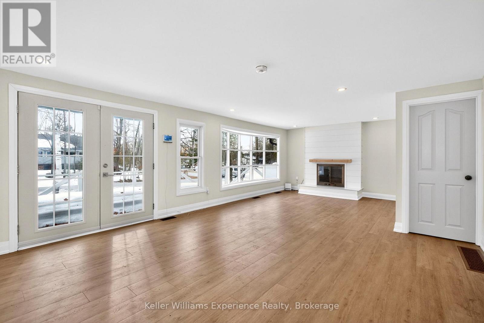 29 Nida Drive, Tiny, ON