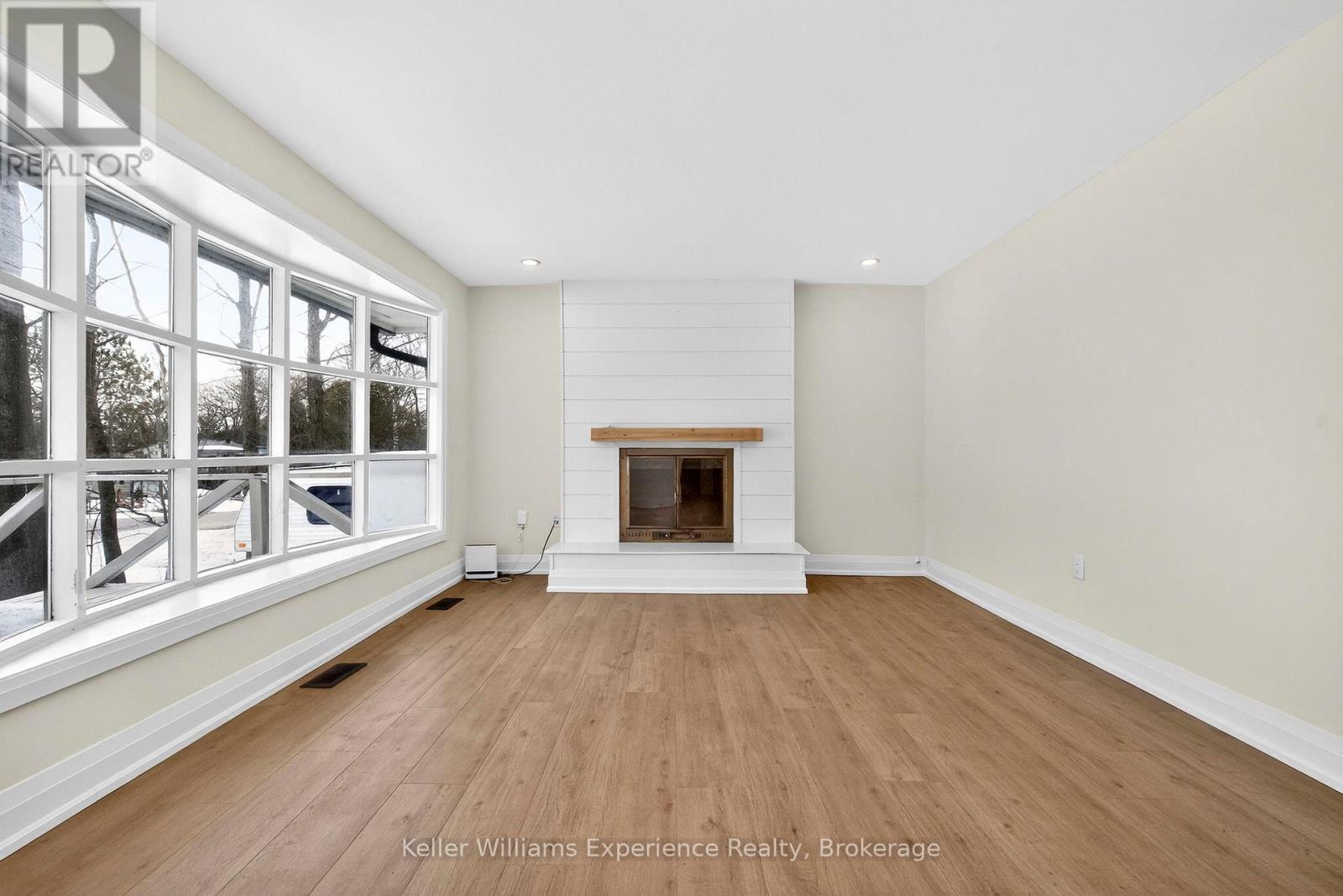 29 Nida Drive, Tiny, ON