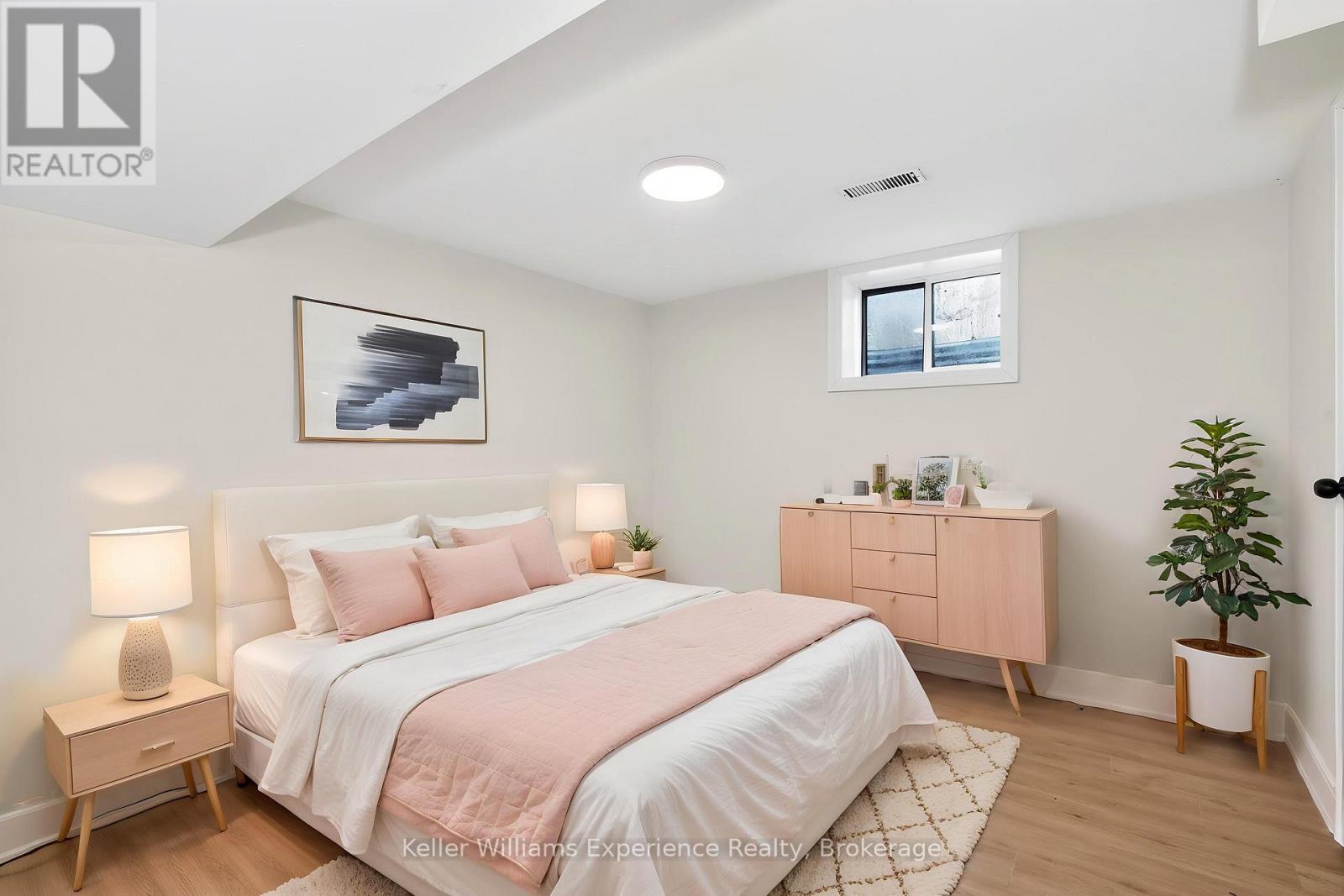 29 Nida Drive, Tiny, ON