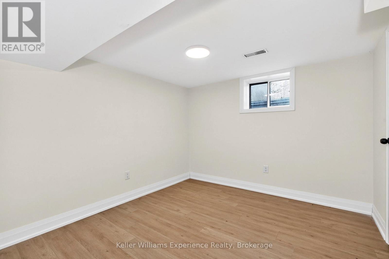 29 Nida Drive, Tiny, ON