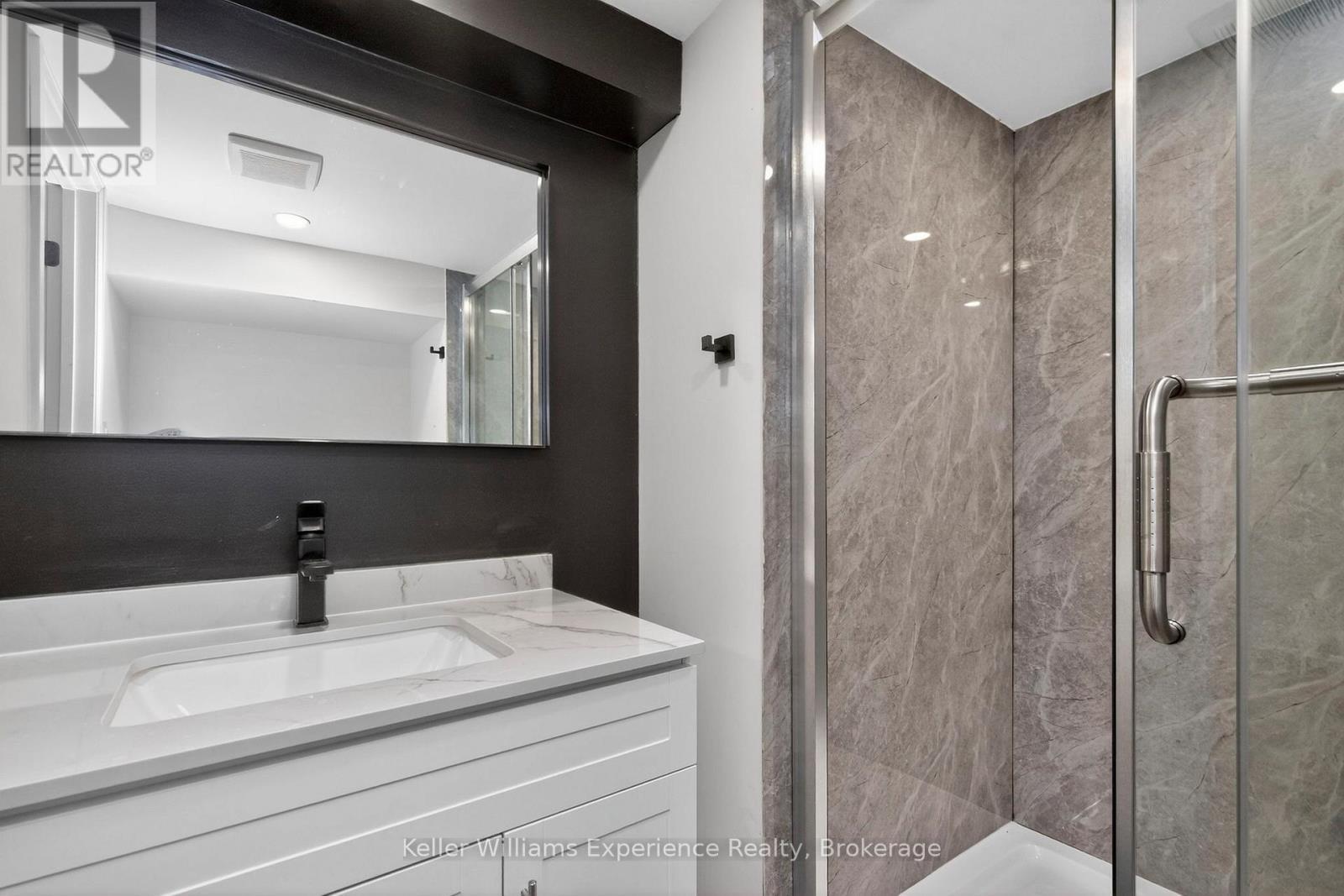 29 Nida Drive, Tiny, ON