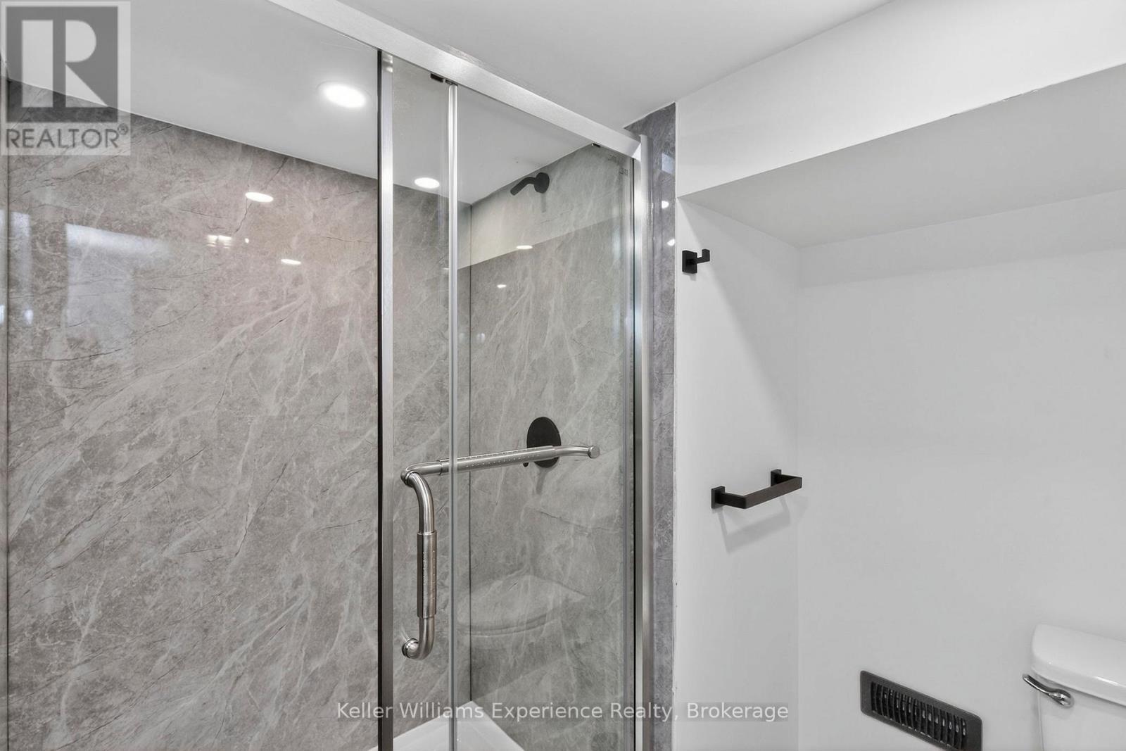 29 Nida Drive, Tiny, ON
