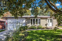 813 GRACE STREET Newmarket, ON L3Y 2L6