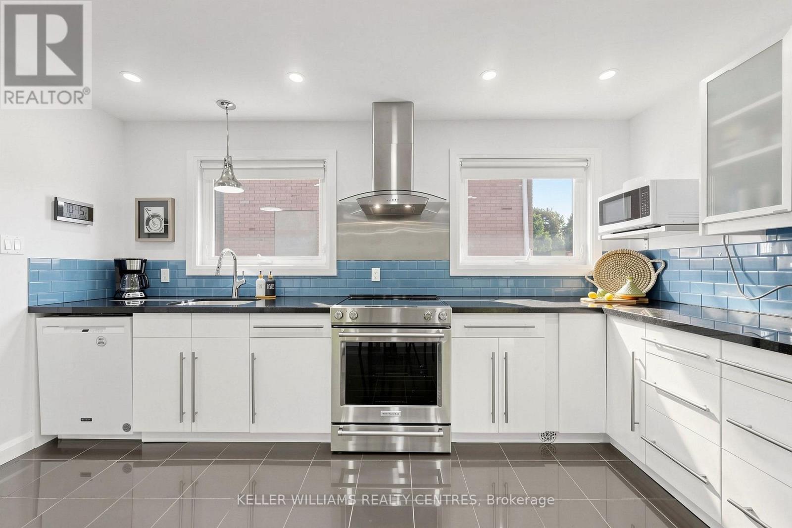 813 Grace Street, Newmarket, ON