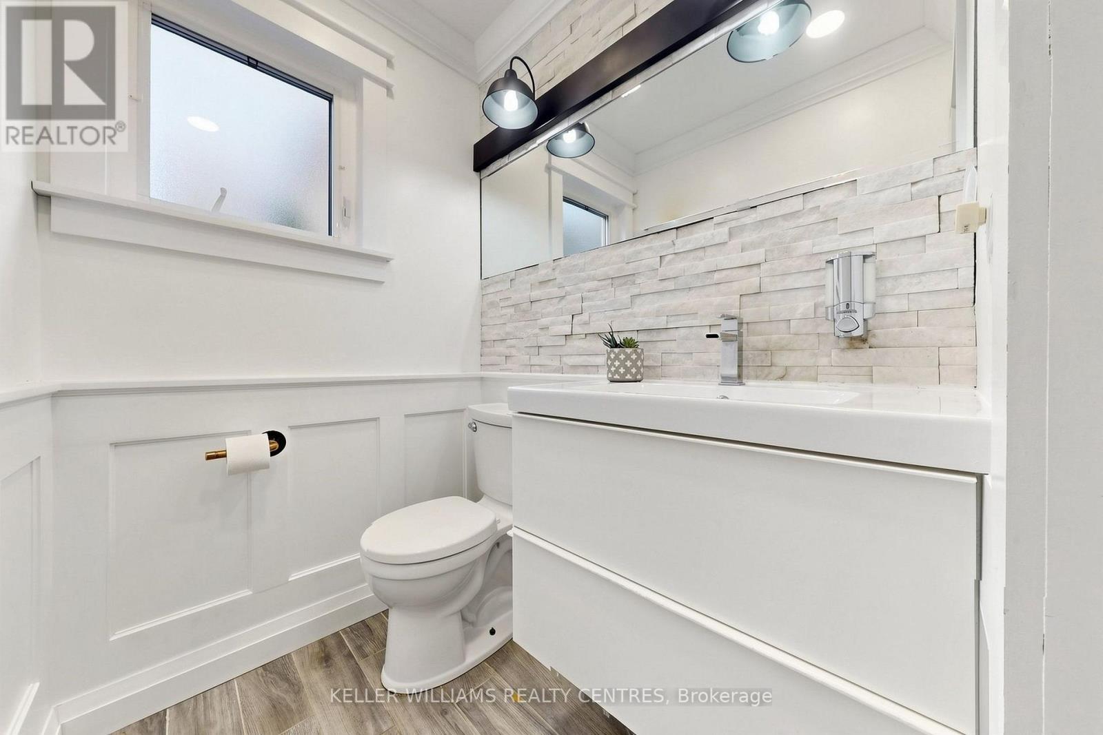 813 Grace Street, Newmarket, ON