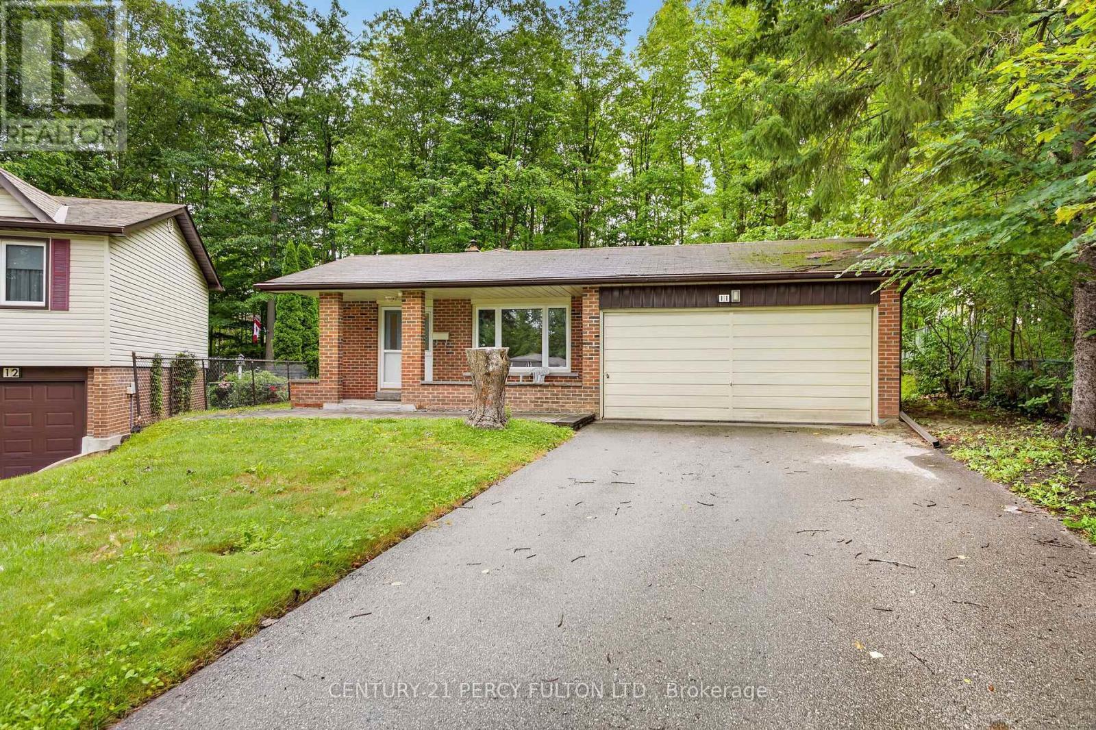 11 Aldergrove Circle, Barrie, ON