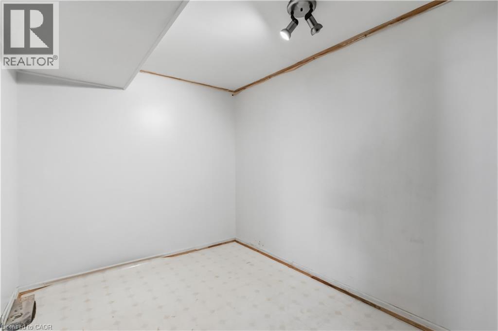 Additional content - 152 Hilda Avenue, North York, ON