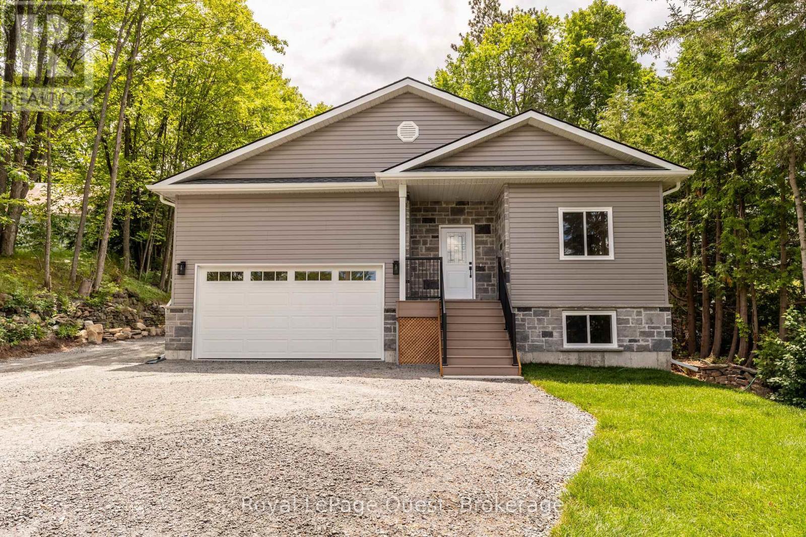 Similar to this house - 3469 Riverdale Drive, Severn (Washago), ON