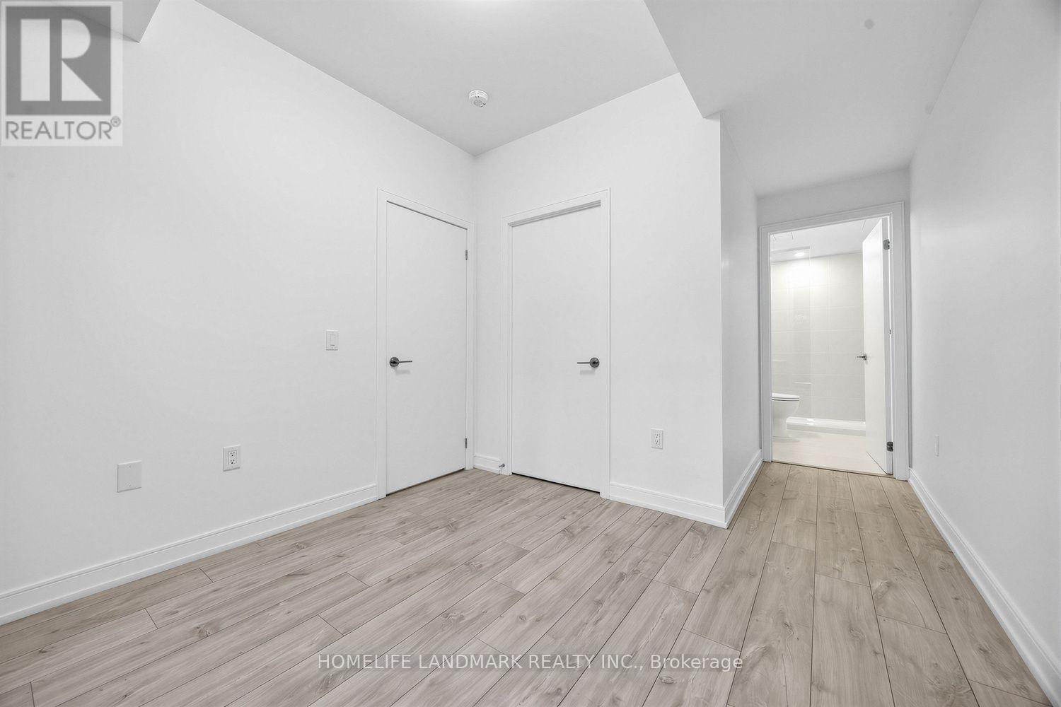 5 - 172 Clonmore Drive, Toronto, ON