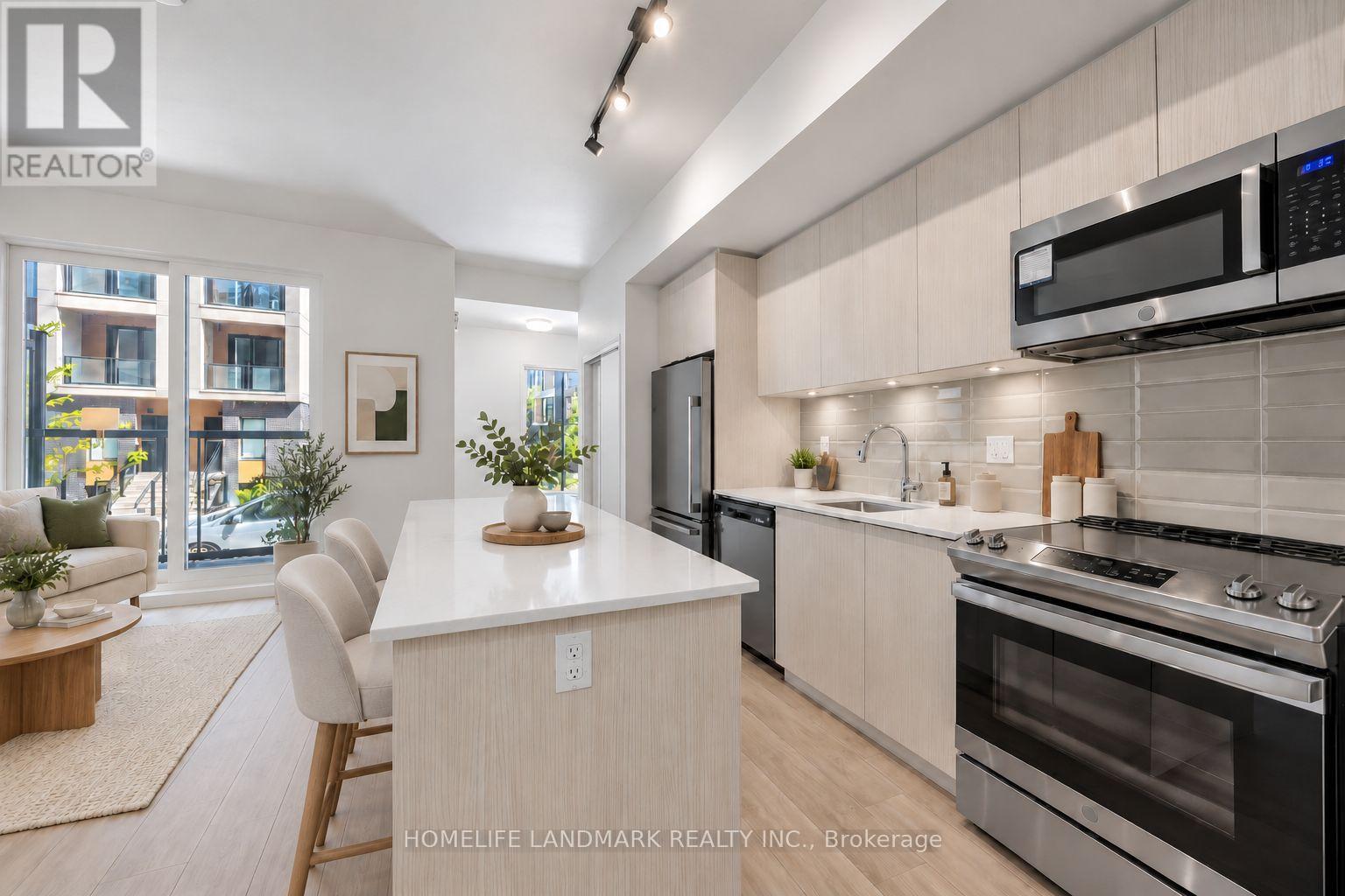 5 - 172 Clonmore Drive, Toronto, ON