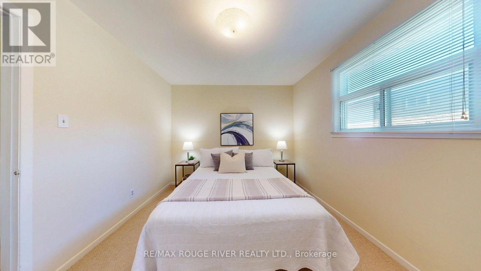 33 Pepper Tree Drive, Toronto, ON