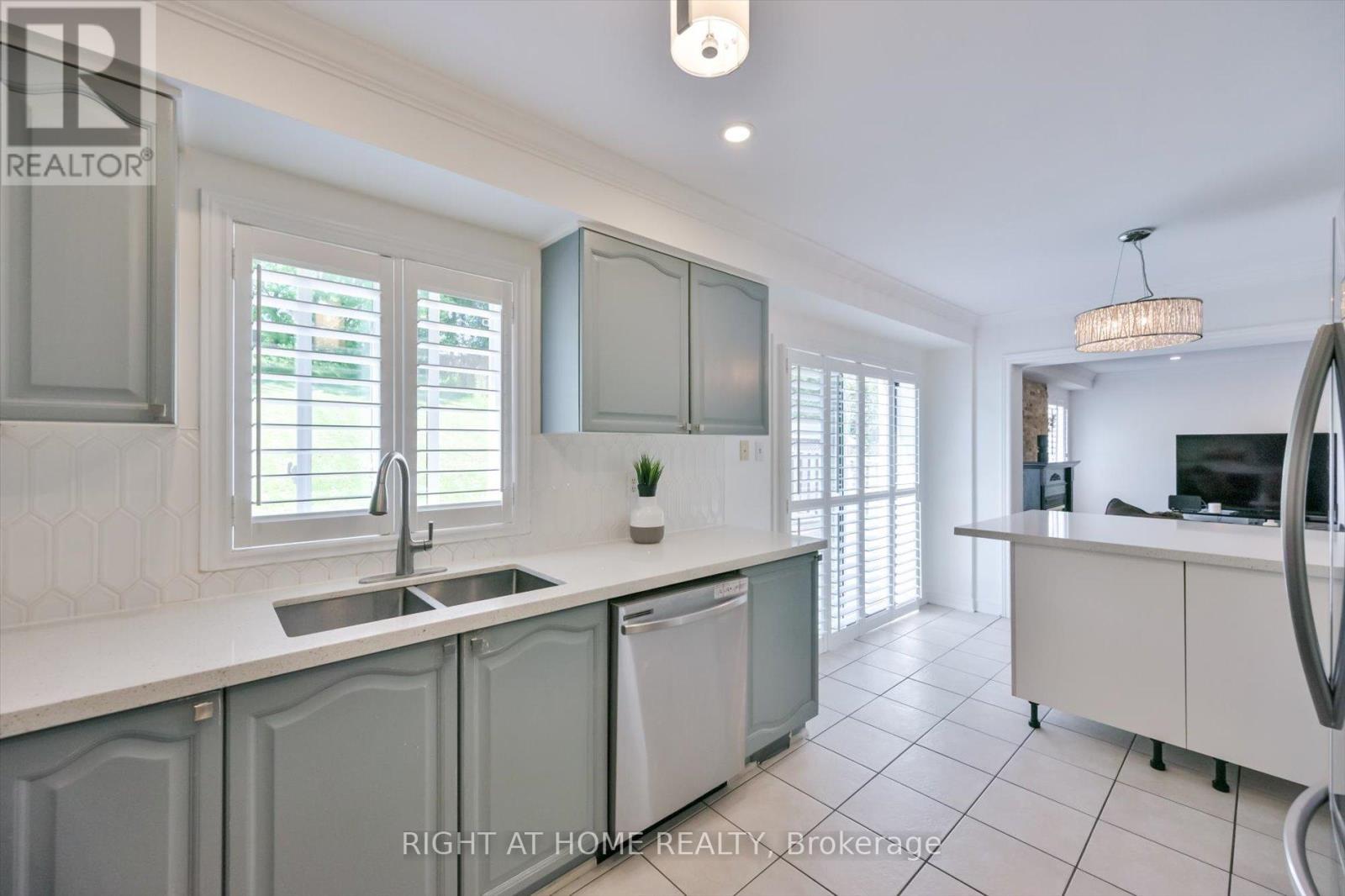 57 Hopkinson Crescent, Ajax, ON