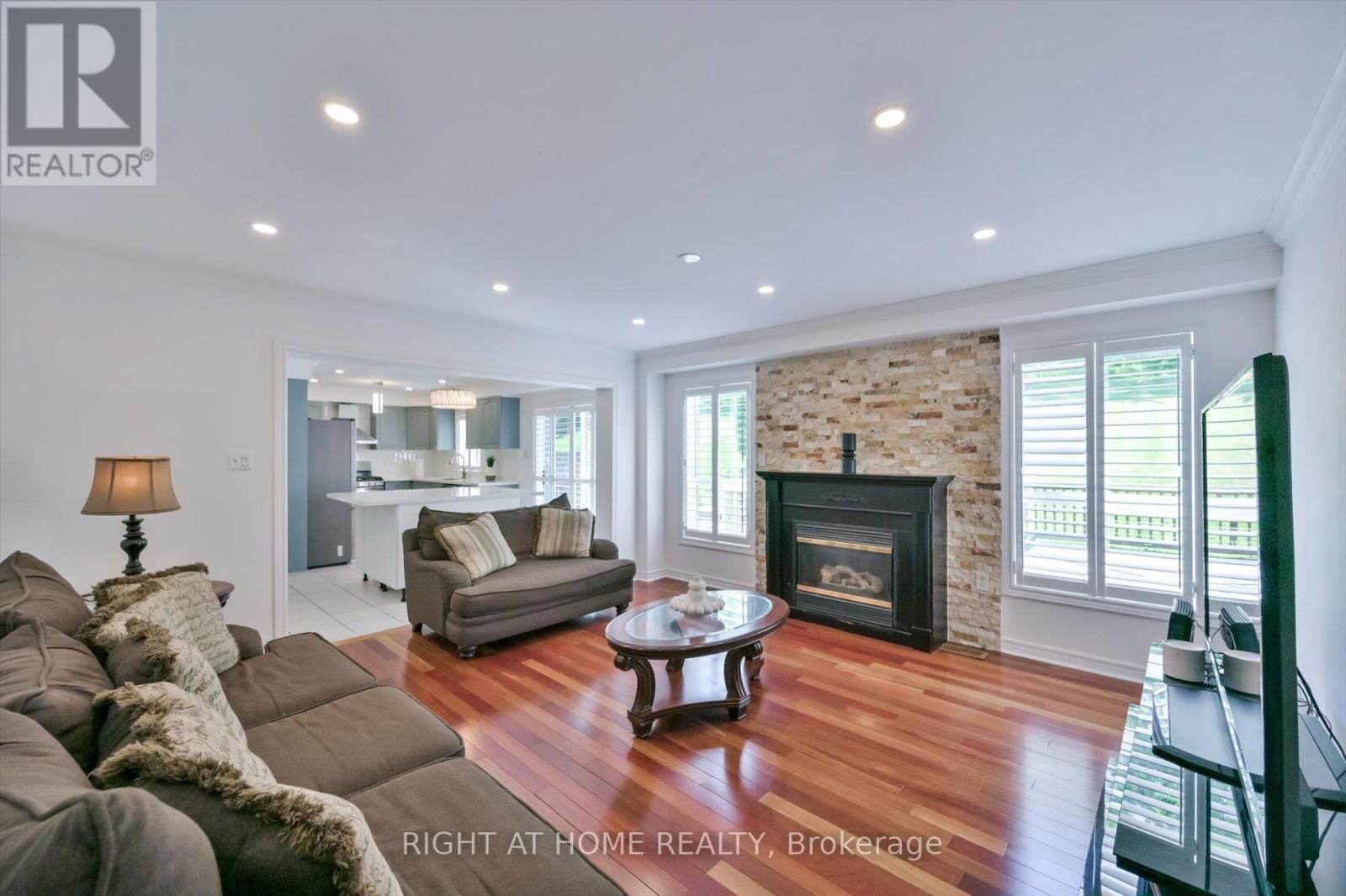 57 Hopkinson Crescent, Ajax, ON