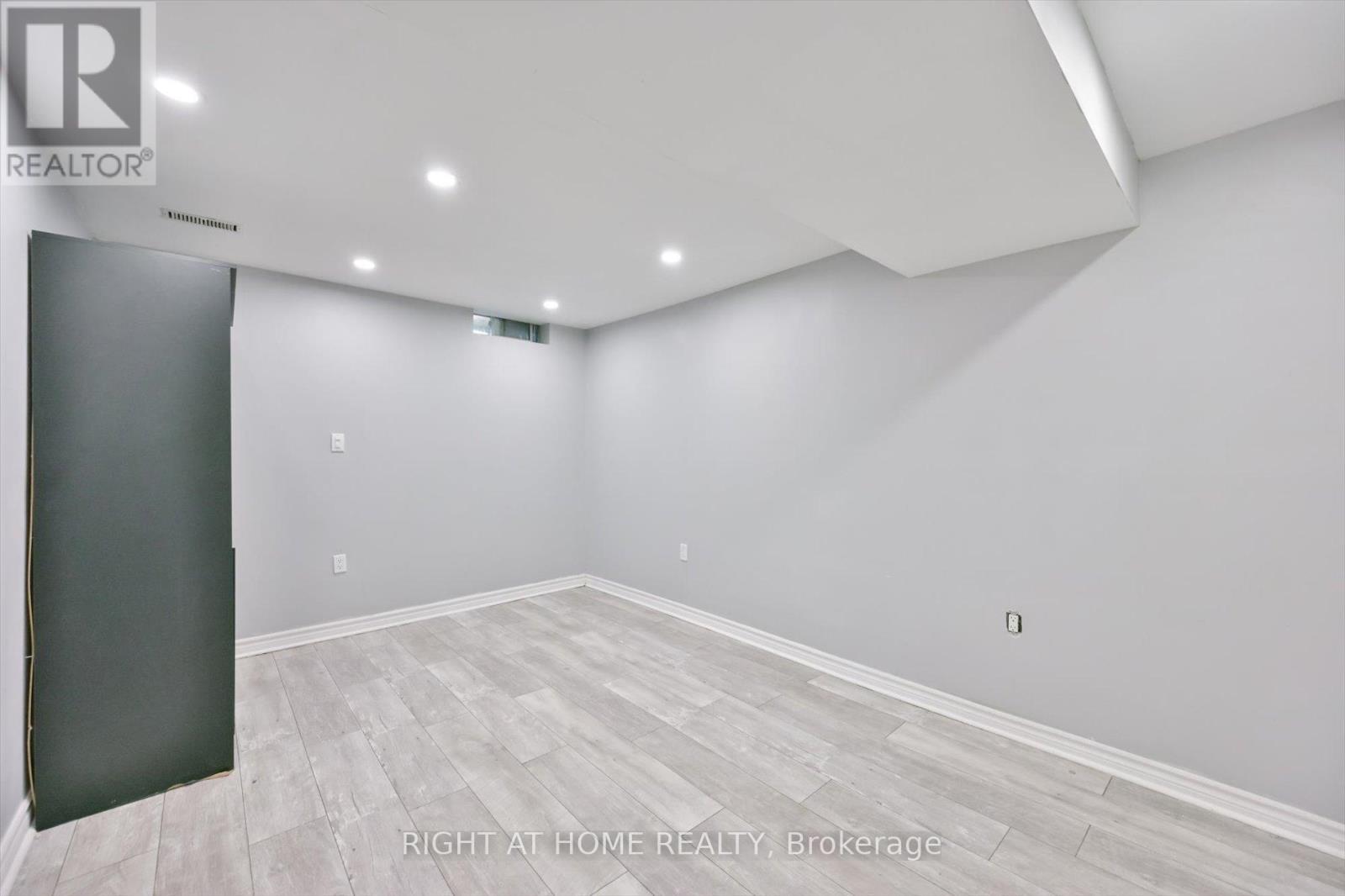 57 Hopkinson Crescent, Ajax, ON